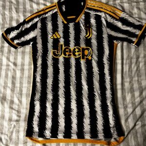 Authentic Juventus 23/24 Home Kit